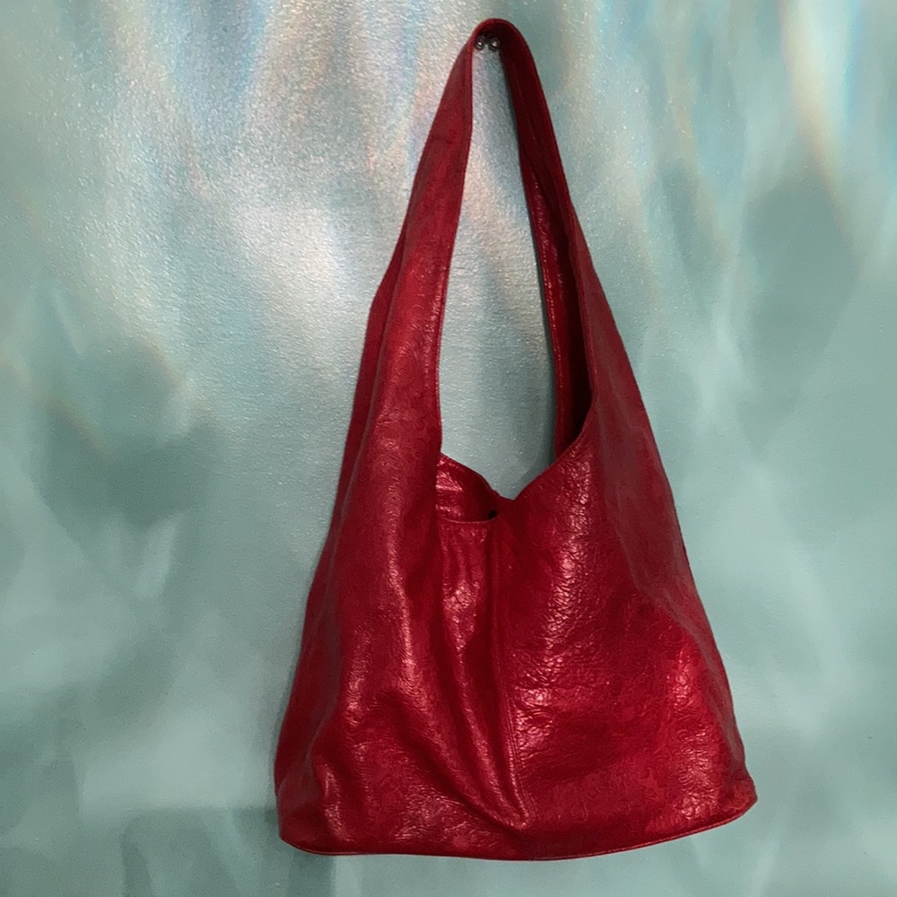 Gorgeous Red Shoulder Bag